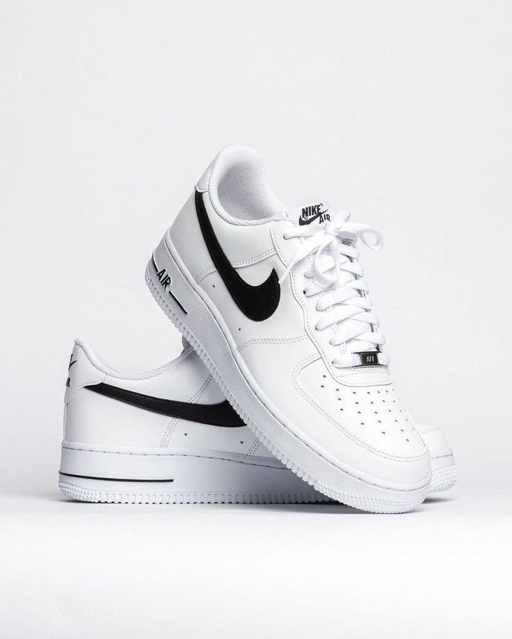 Nike Air Force 1 ’07 Low – Classic White & Black Edition